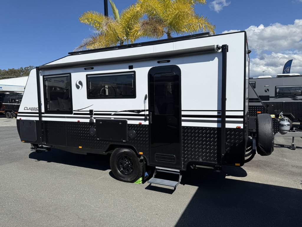 2025 Supreme Classic Tourer