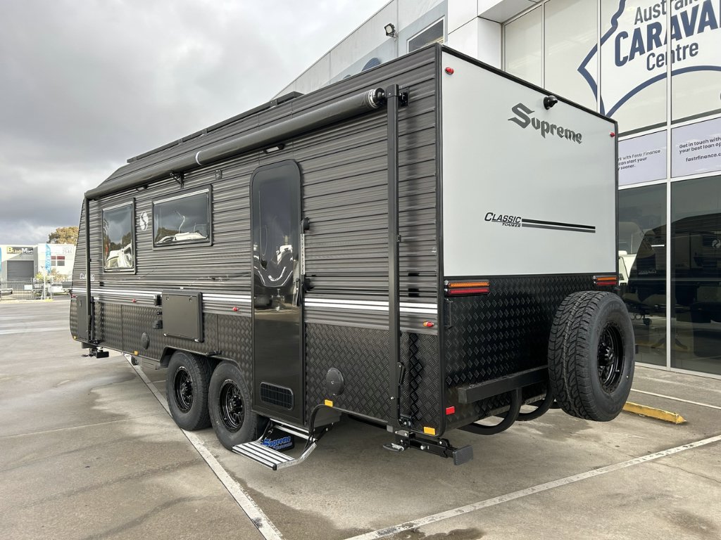 2025 Supreme Classic Tourer