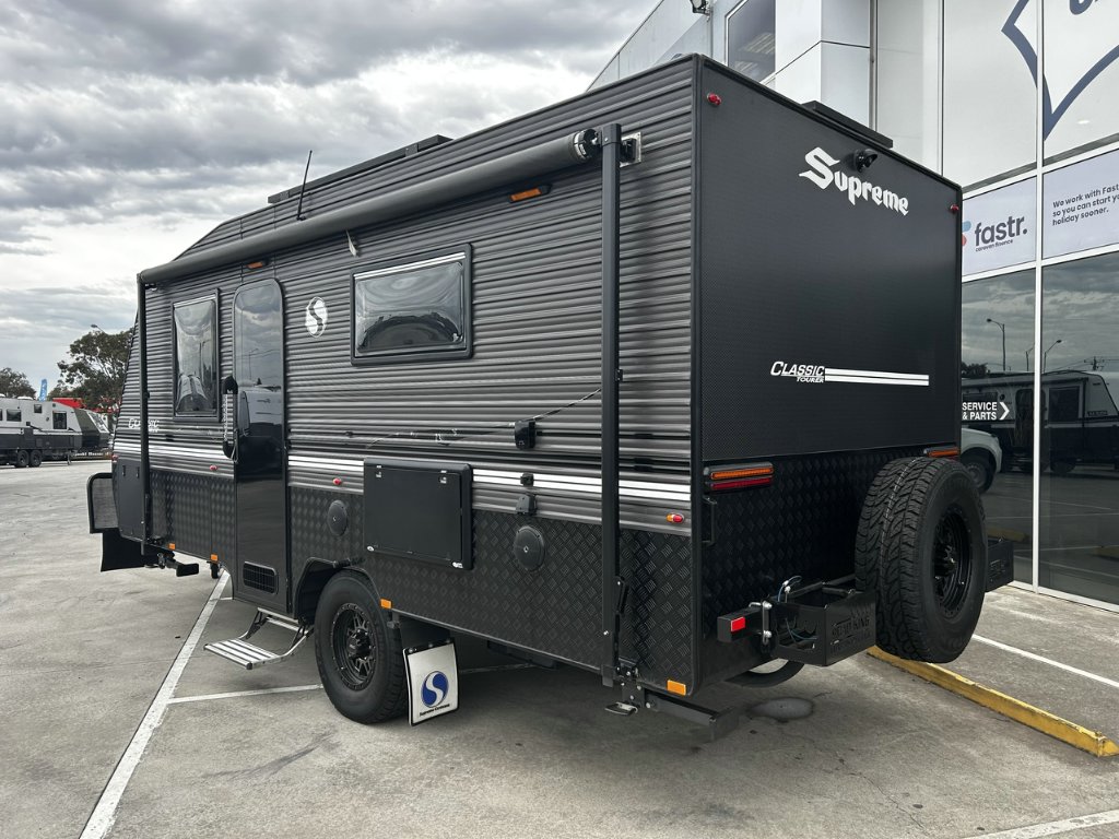 Used 2023 Supreme Classic Tourer
