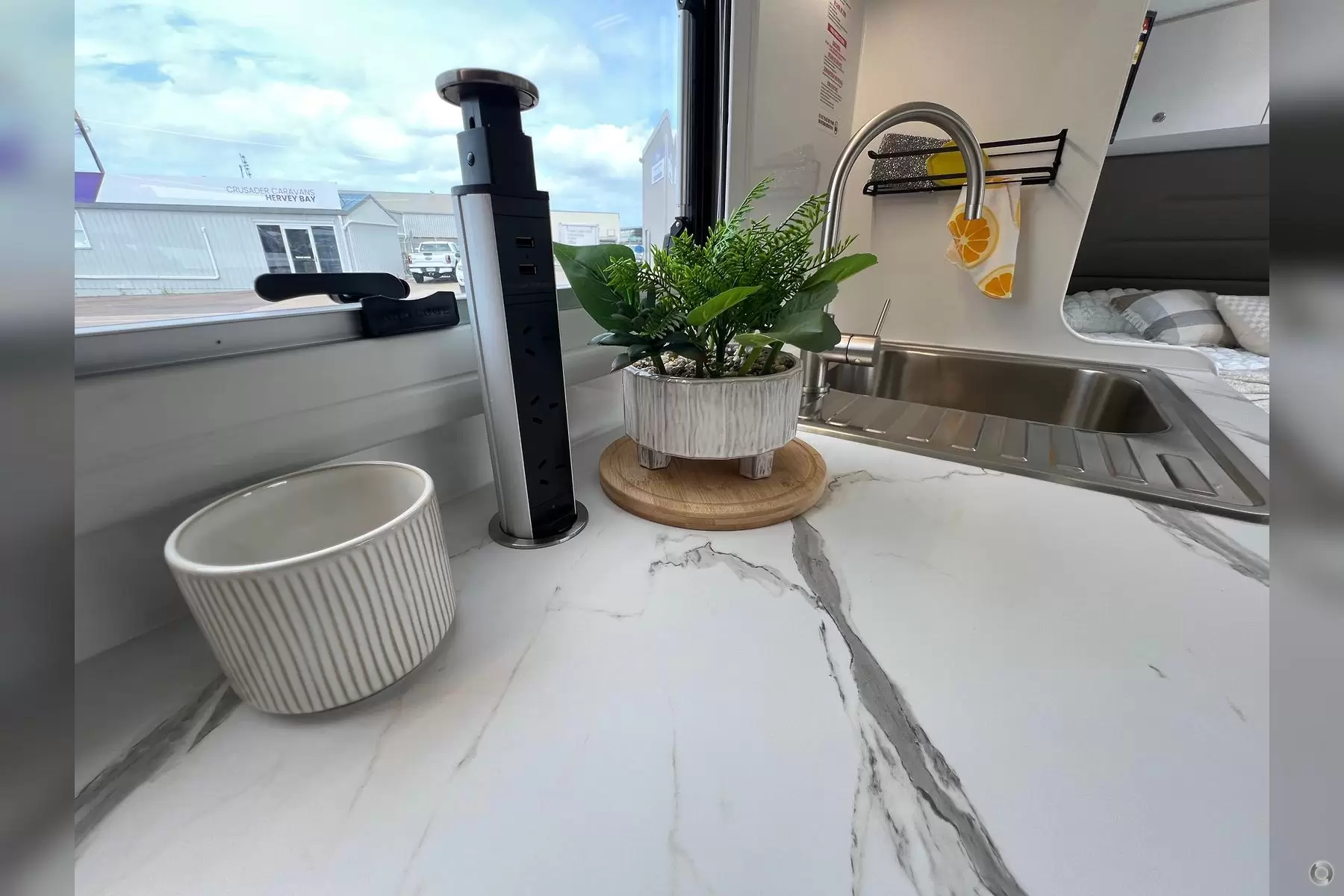 21 Series Family Tourline Image