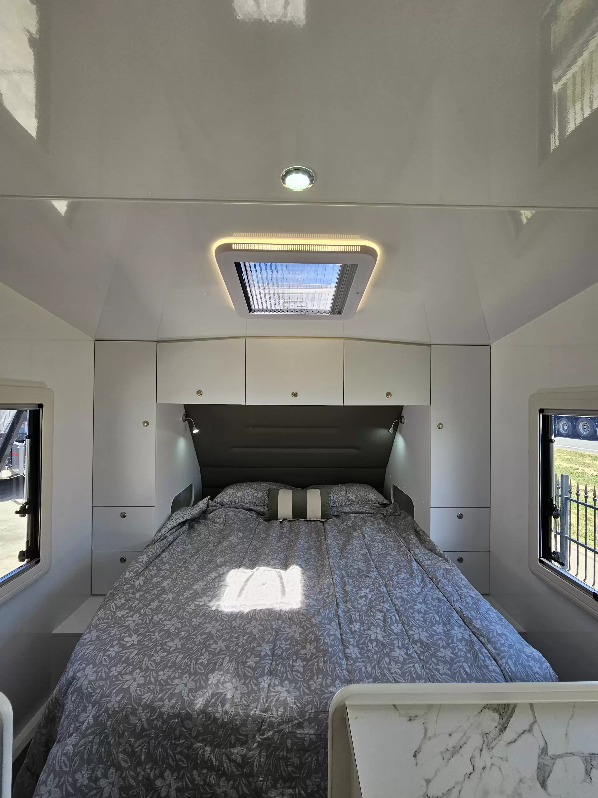 20 Series Tourline Image