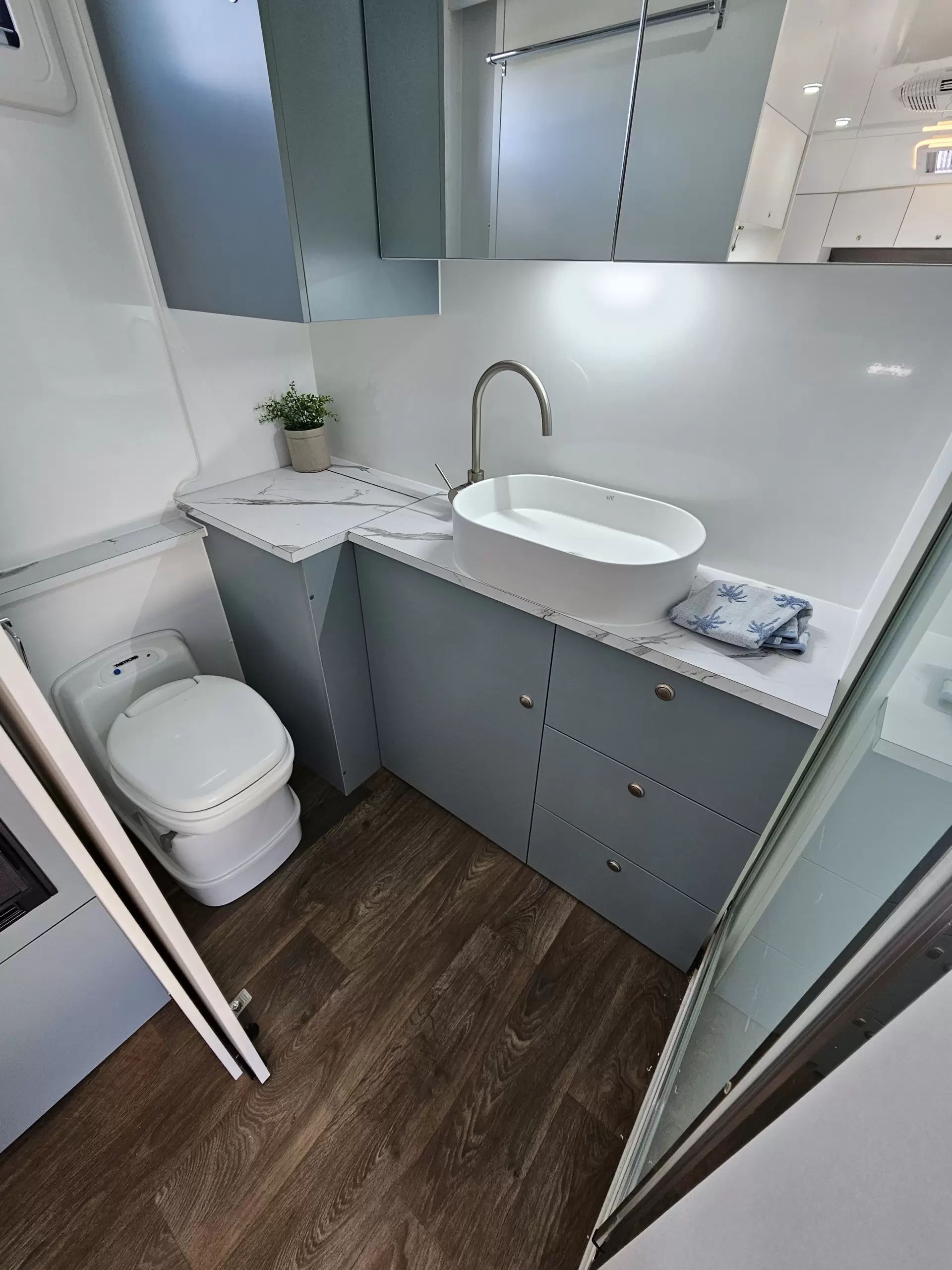 20 Series Tourline Image
