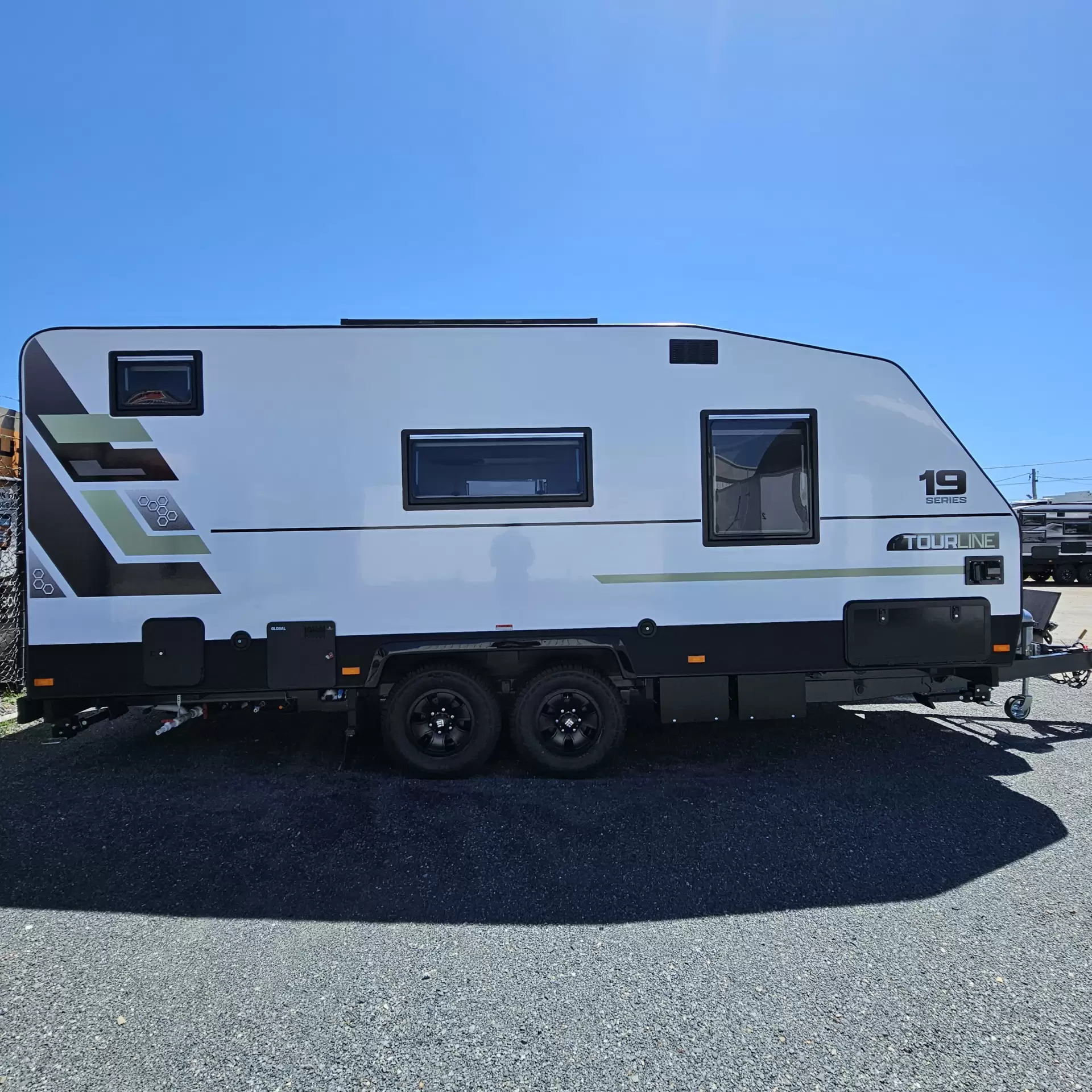 2025 DREAMHAVEN 19 Series Tourline Image