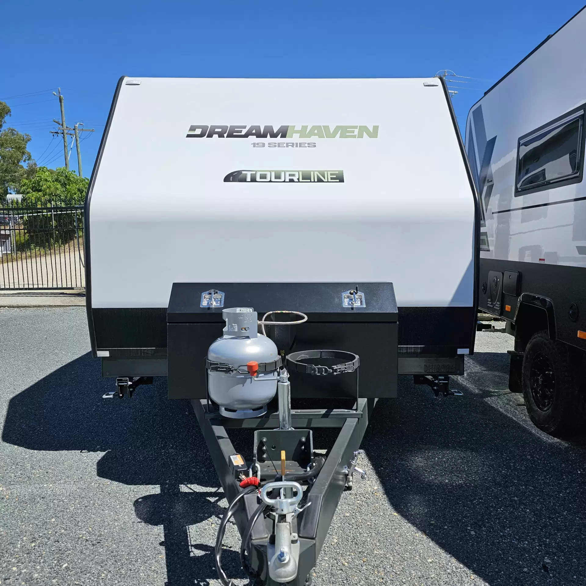 2025 DREAMHAVEN 19 Series Tourline Image