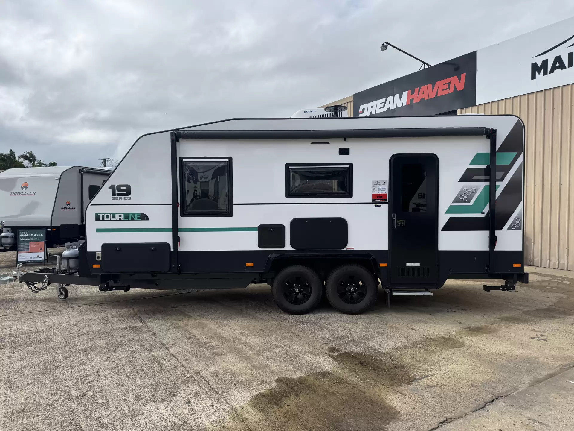 2025 DREAMHAVEN 19 Series Tourline Image