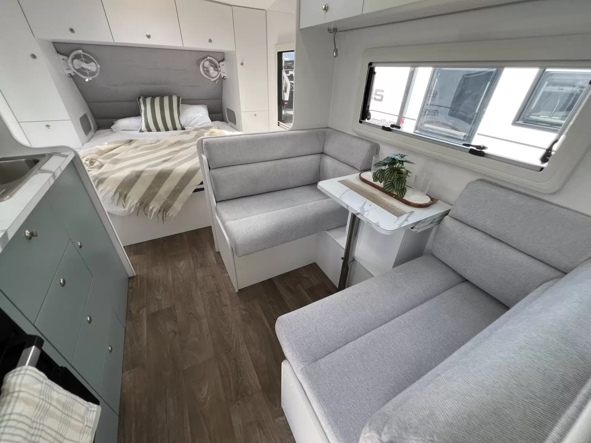 2026 DREAMHAVEN 18 Series SuperX Image