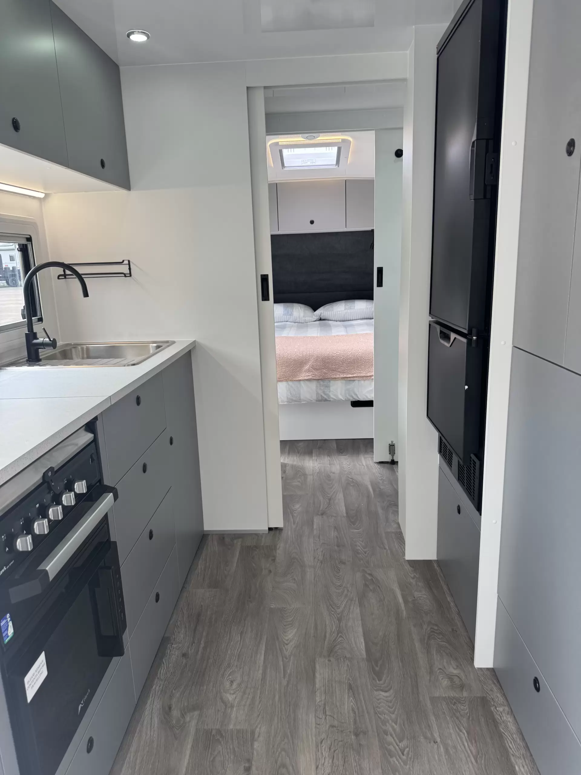 2026 Dreamhaven SuperX 22 Series Image