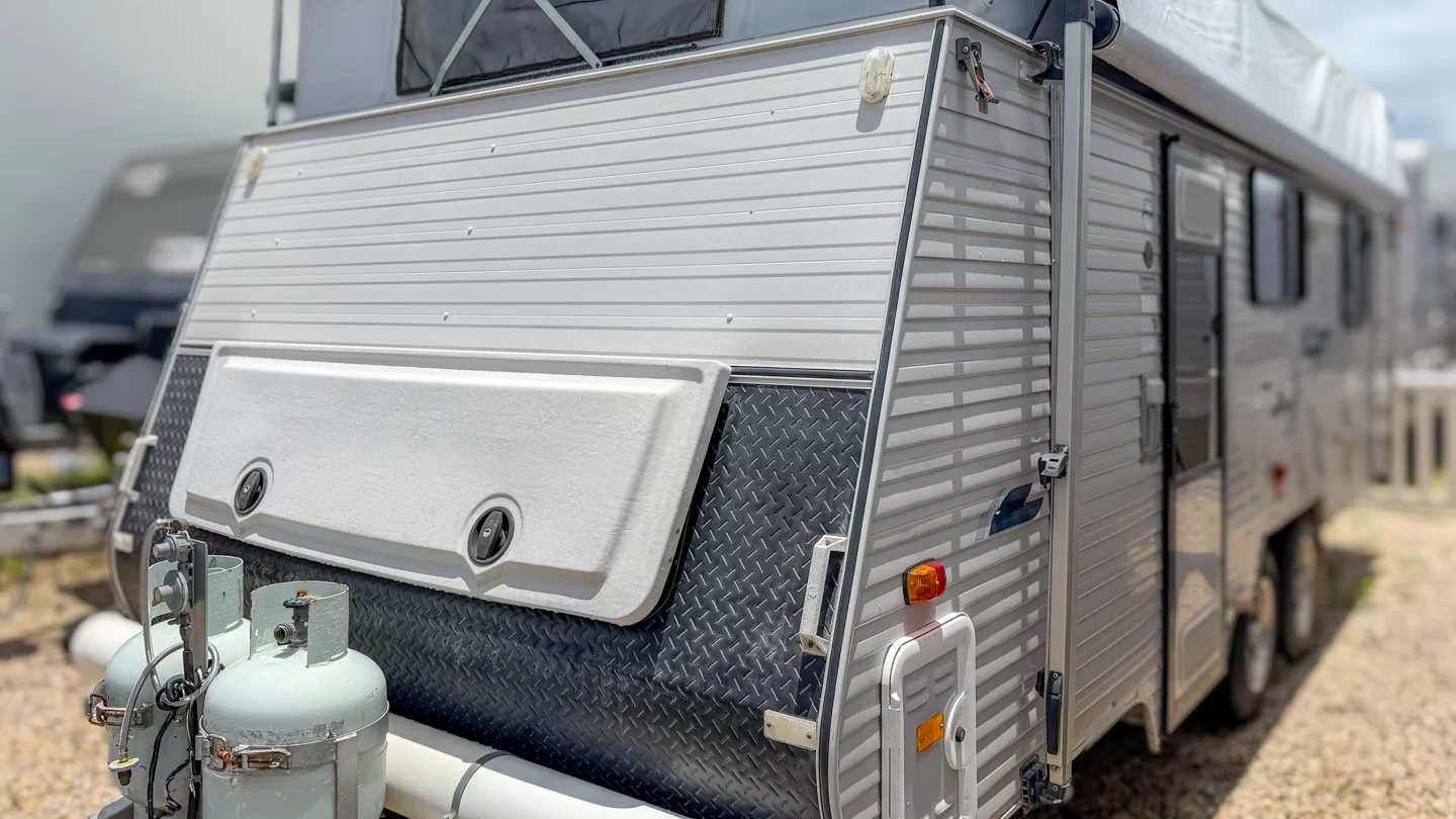 2011 Coromal Magnum 615
